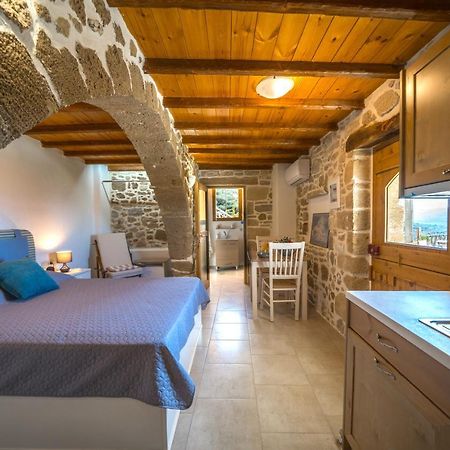Apartamento Mary'S Stone House Falasarna  Exterior foto
